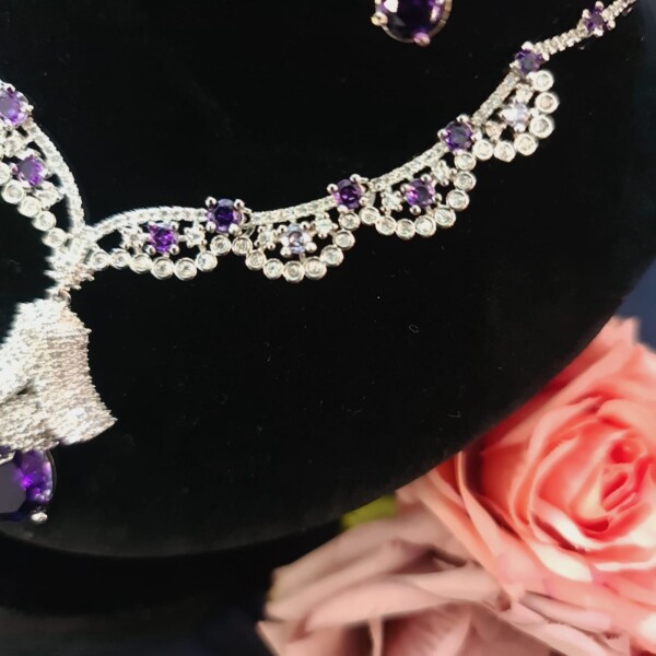 Mahira Khan Necklace set Plum - Image 3