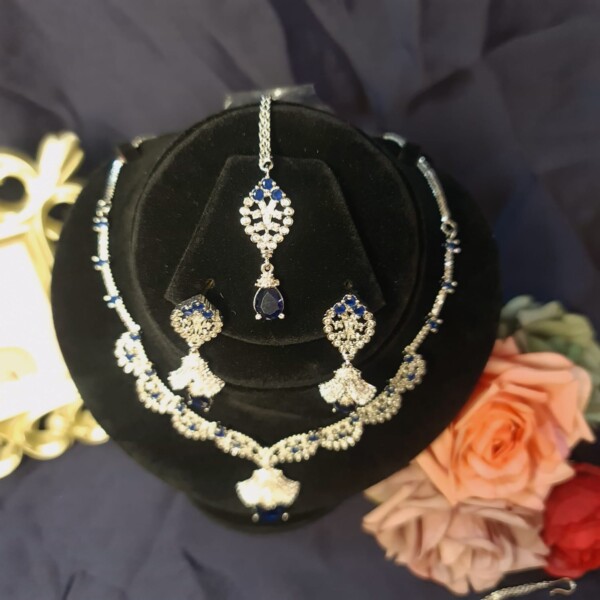 Mahira Khan Necklace set Blue - Image 4