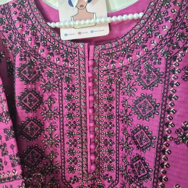 Embroidered- 3 Pc Cotton Suit - Image 4