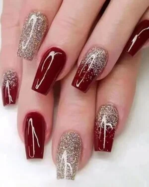 Laiba Khan False Nails