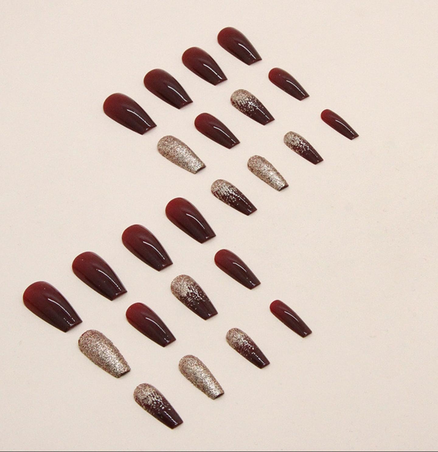 Laiba Khan False Nails - Image 2